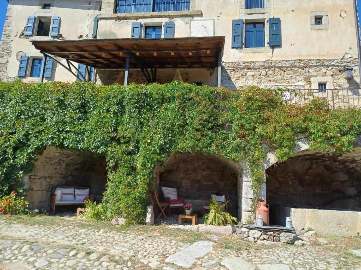 Enveitg Le Chateau Brangoly (Adults Only) מראה חיצוני תמונה
